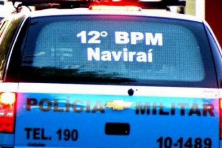 Ladrão derruba mulher, coloca faca em sua garganta e a obriga a entregar aparelho celular em Naviraí