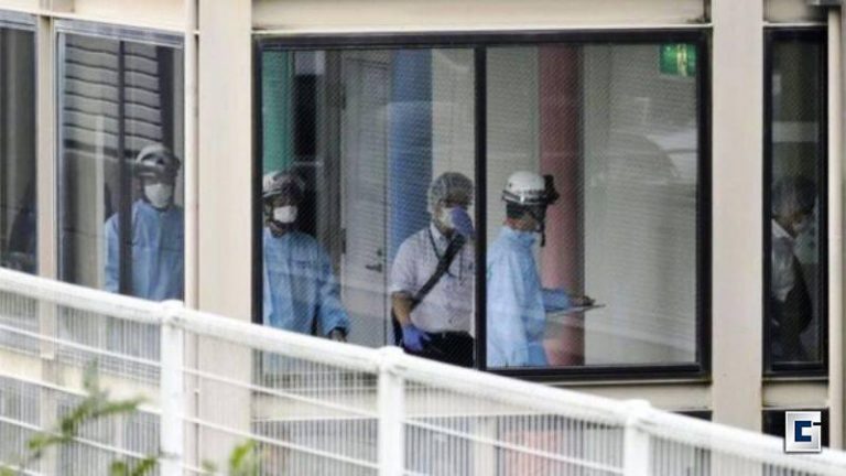 19 pacientes deficientes são assassinados à facadas no Japão