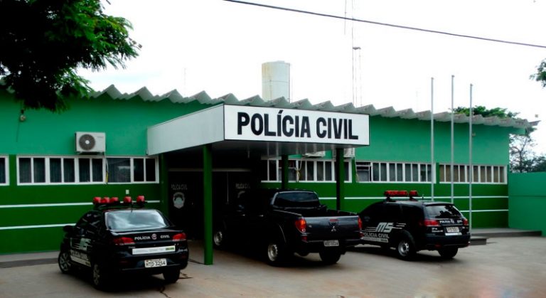 Índio corre risco de vida depois de levar uma facada da esposa em discussão em Eldorado