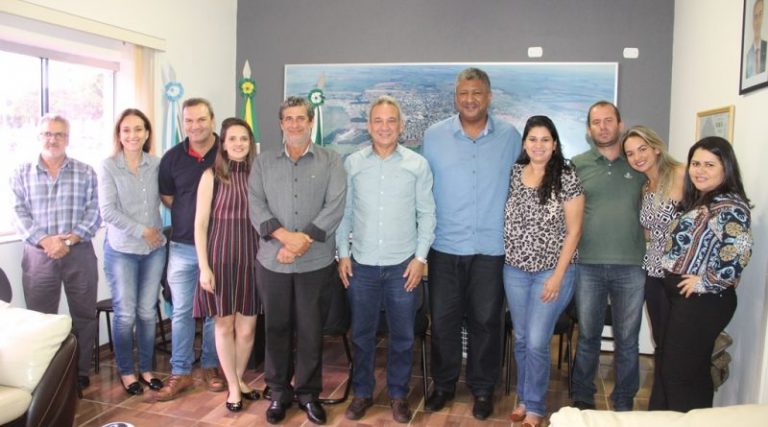 Deputado João Grandão visita Naviraí