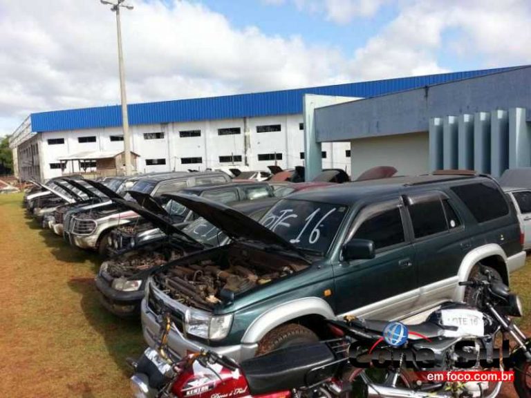 Leilão da Receita Federal tem carros de passeio com lance a partir de R$ 150