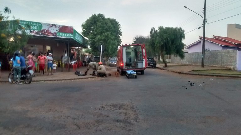 Bombeiros e Policia Militar atendem ocorrência de acidente no Bairro Copagril no final de tarde