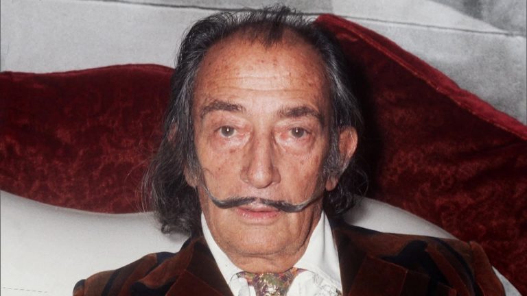 Testes de DNA mostram que mulher que pediu exumação de Salvador Dalí não é sua filha
