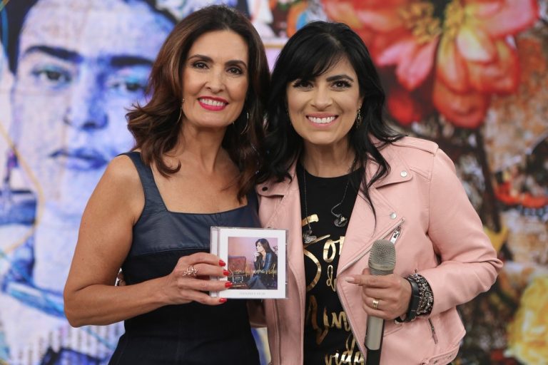Cantora gospel gera climão durante pauta polêmica no ‘Encontro’