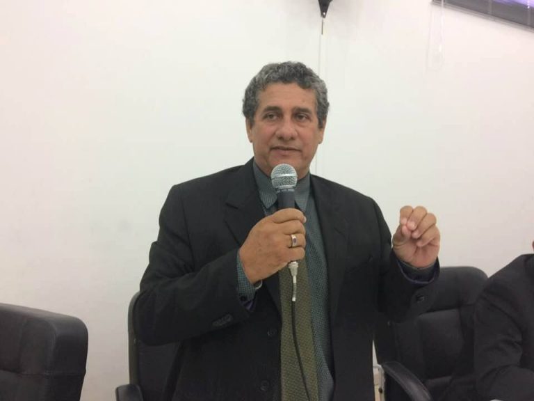 Vereadores aprovam em Naviraí projeto proibindo disciplina sobre sexualidade em Escolas.