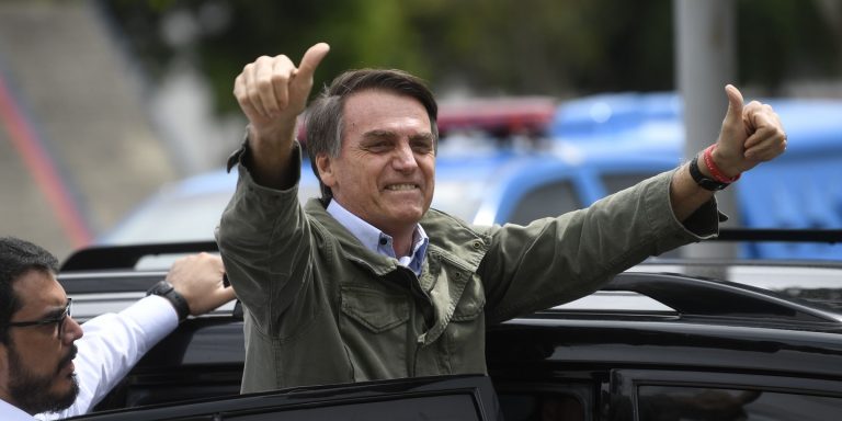 TSE aprova contas da campanha de Bolsonaro