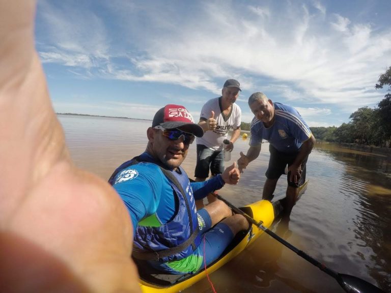 Fernando Rufino, atleta da Paracanoagem fará trajeto de Itaquiraí a Mundo Novo, remando pelo rio Paraná com seu kaiak