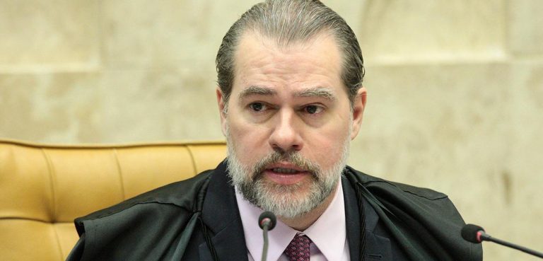 Toffoli marca para dia 7 retomada da discussão da prisão após 2ª instância