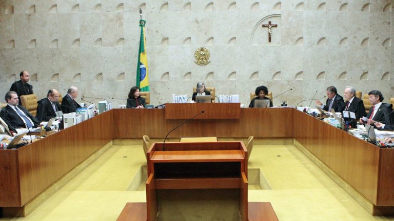 JULGAMENTO SUSPENSO NO STF