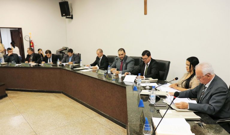 Vereadores de Mundo Novo aprovam abertura de crédito ao Executivo
