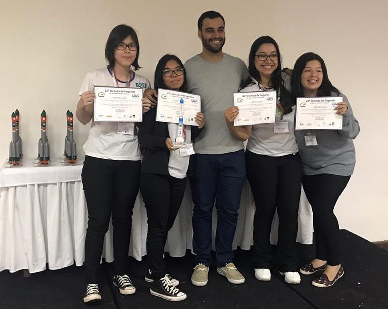Alunas da Escola do Sesi de Dourados ficam em 2º lugar na Olimpíada Brasileira de Astronomia Astronáutica