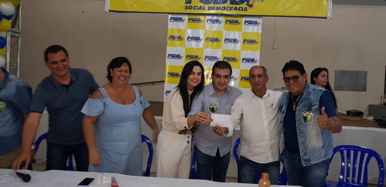 VALDOMIRO SOBRINHO E ROSÁRIA LUCCA ANDRADE SÃO CONFIRMADOS EM EVENTO DO PSDB PARA A DISPUTA ELEITORAL DE OUTUBRO