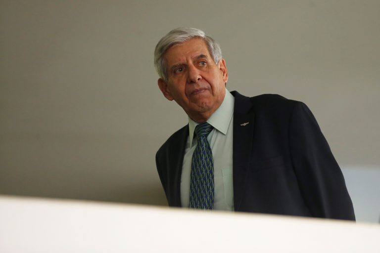 Alto lá, “ministros” do stf!