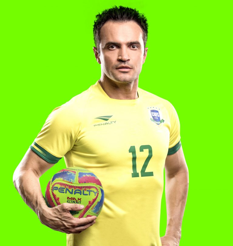 FALCÃO, O REI DO FUTSAL, REVELA HISTÓRIAS CURIOSAS DE SUA CARREIRA