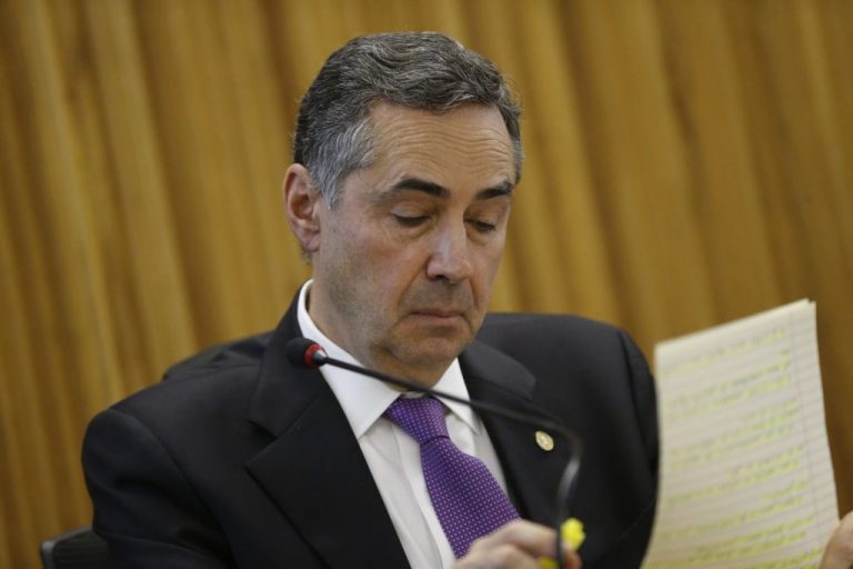 CONGRESSO DISCUT.IRÁ ADIAMENTO DAS ELEIÇÕES MUNICIPAIS