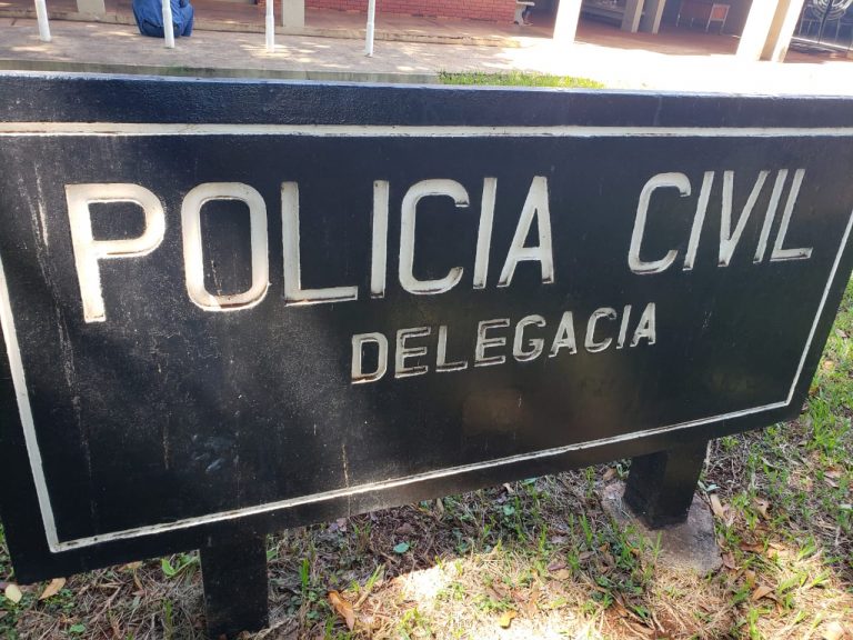 Homem se tranca no quarto em Dourados para não apanhar da mulher e aciona a polícia