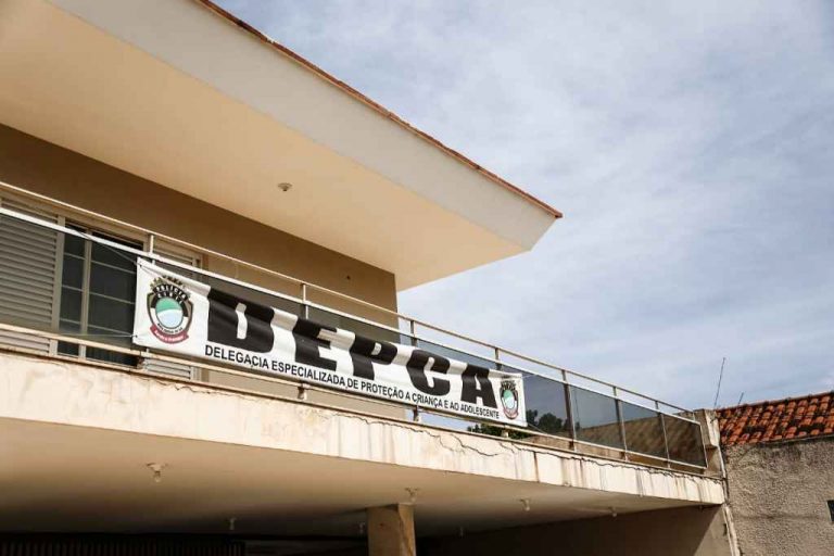 Polícia investiga advogado suspeito de estuprar filha de 10 anos