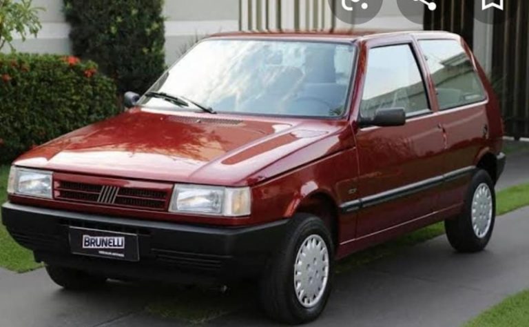 Carro é furtado no centro de Guaíra em plena luz do dia