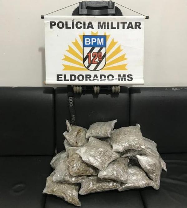 Polícia Militar apreende em Eldorado mais de 5 quilos de skank e prende jovem por tráfico de drogas