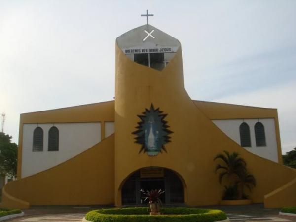 Igreja Católica de Mundo Novo anuncia três horários entre as seis e as dez da manhã para missa de Domingo de Ramos