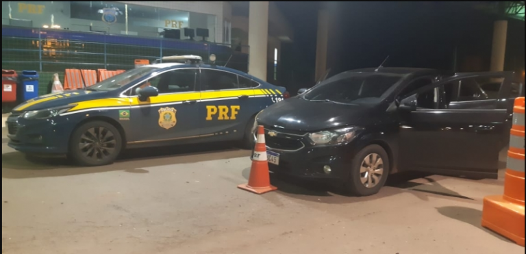 Guaíra- PRF recupera veículo clonado antes dele cruzar a fronteira
