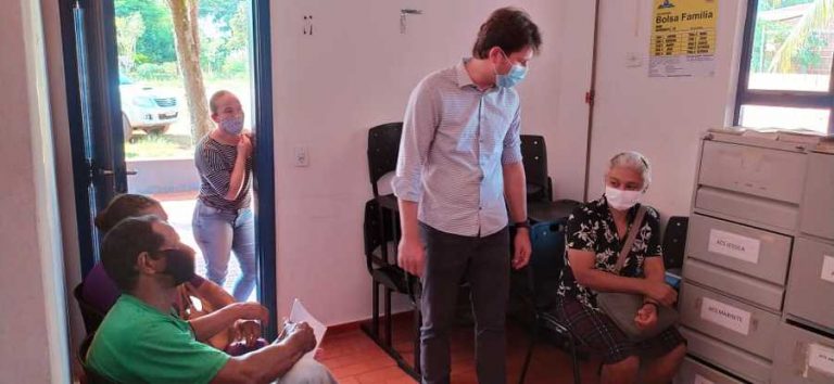 Em Itaquiraí, prefeito Thalles acompanha atendimento no Posto de Saúde do complexo Santo Antônio