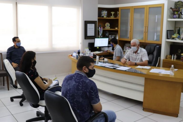 Guaíra – Reunião que prevê prorrogação dos pagamentos de taxas e tributos municipais marca a tarde desta quarta-feira (03/03)