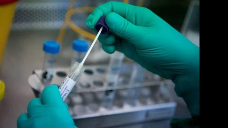 Brasil chega a marca de 400 mil óbitos pela Covid-19