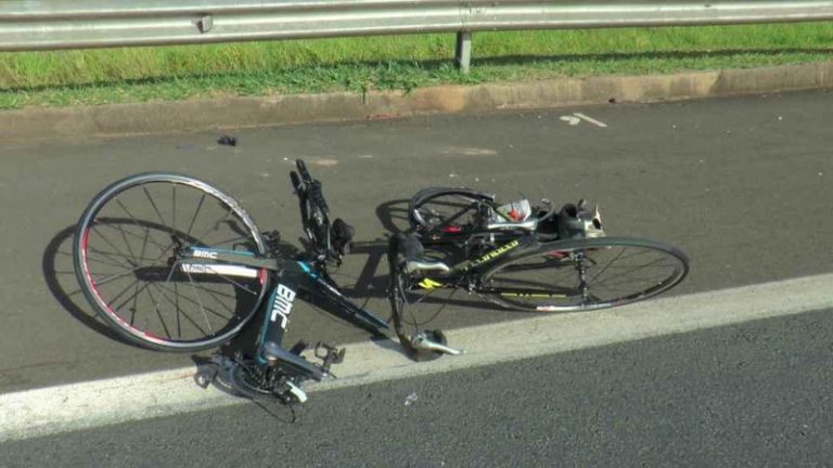 Caminhoneiro atropela, mata ciclista e foge sem prestar socorro em cidade de MS