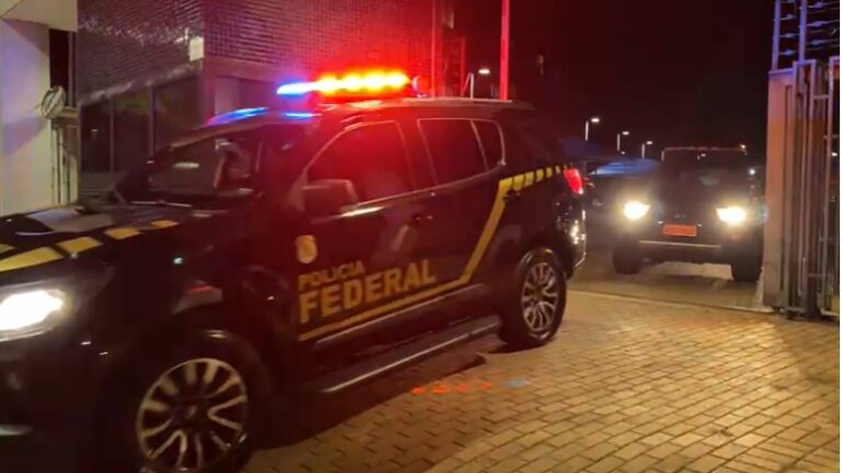 Polícia Federal e BPFron deflagram Operação Porto Abandonado e cumpre mandados em Guaíra