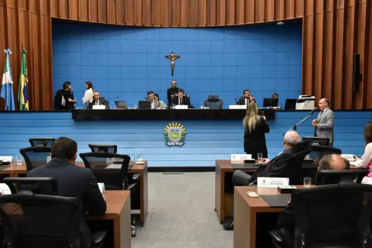 Após pedido de vista, projeto de combate às fake news deve ser votado nesta quinta-feira