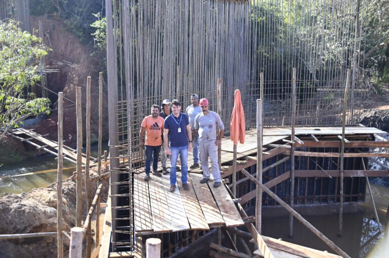 CONSTRÇÃO DE PONTE EM ITAQIRAÍ