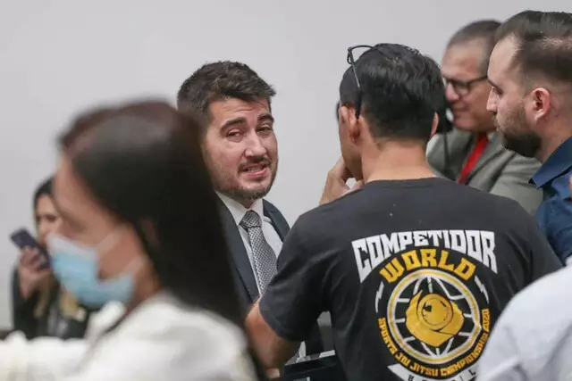 Professores de MS lotam Assembleia para defender liberdade de ensinar