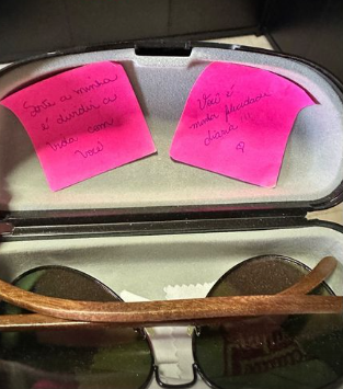 Esposa de João Carreiro encontra bilhetes nas coisas do cantor: ‘pra sempre’