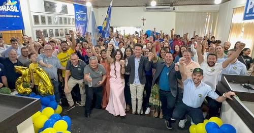 CONVENÇÃO EM ELDORADO OFICIALIZOU CANDIDATURAS DE ZÉ MARTINS E MANINHO PARA A PREFEITURA