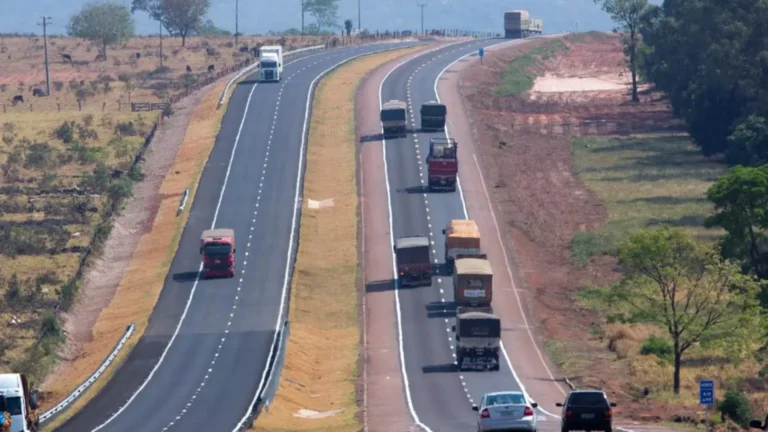 Após enrolar 10 anos com apenas 150km duplicados, CCR terá que correr para ‘segurar’ BR-163 em MS