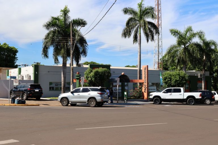 SERVIDORES COMISSIONADOS DE NAVIRAÍ FORAM EXONERADOS PELO EXECUTIVO