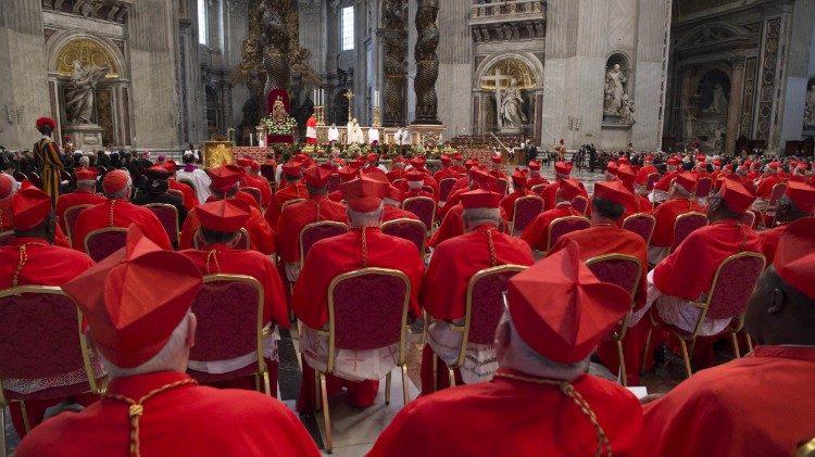 FUMAÇA NO VATICANO