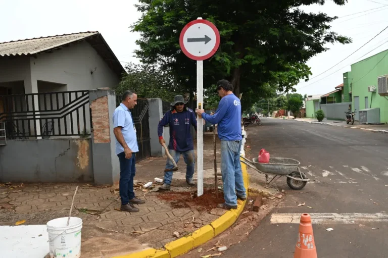 Prefeitura de Itaquiraí iniciou a sinalização de vias com novo sentido de circulação