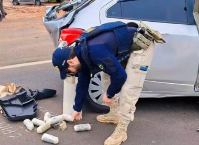 PRF apreende mais de 42 kg de drogas na BR-163 após perseguição e prisão de jovem de 20 anos em Mundo Novo, ms