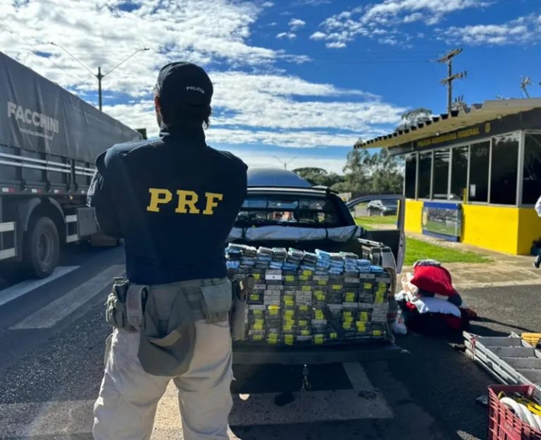 BR 277 – PRF prende mãe e filho com carga milionária de iPhones