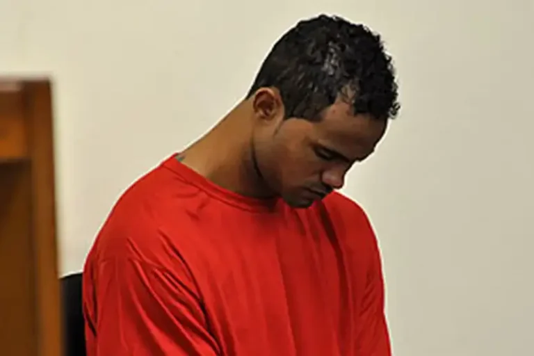 Polícia prende o Goleiro Bruno no Rio após período foragido