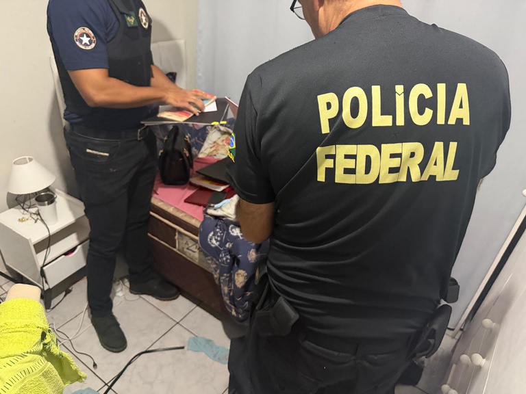 Operação da PF combate criminosos ligados ao contrabando de cigarros