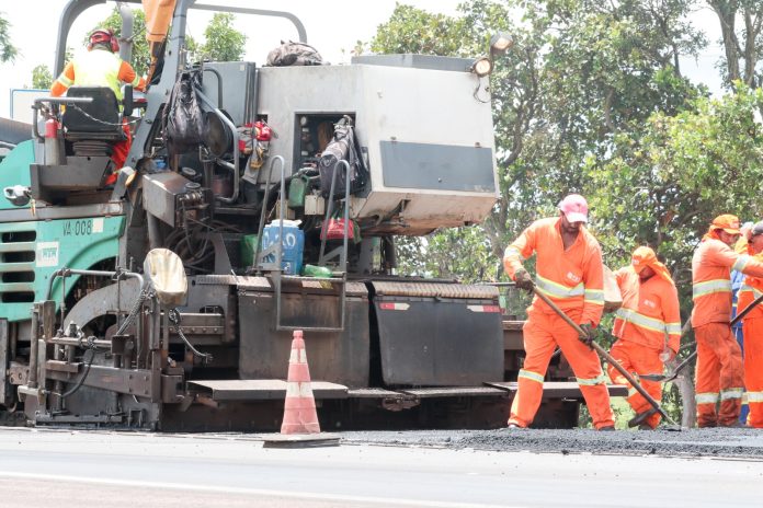 Motiva Pantanal realiza na BR-163 pare-e-siga em Naviraí, Itaquiraí, Eldorado e Mundo Novo