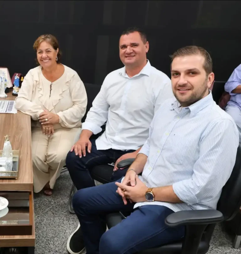 Vereadores Richardson e Kaudi solicitam melhorias para o Parque Infantil Lavínia Veiga