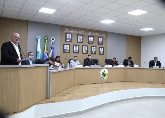 JAPORÃ: Vereador Gabriel Klasmann cobra instalação de placas de trânsito na MS-386