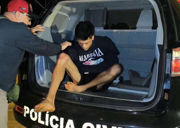 Suspeito de executar jovem de 19 anos em garagem é preso na fronteira