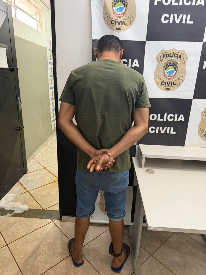 Polícia Civil cumpre mandado e prende homem em flagrante por tráfico de drogas em Eldorado